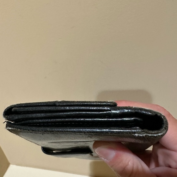 Gucci Long Leather Studded GG Interlocking Wallet - Picture 8 of 14